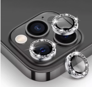 iPhone 15 Pro / 15 Pro Max köves kameralencse védő ezüst színben 