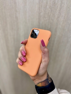 Prémium minőségű alap árkategóriás tok narancs színben iPhone 11 Pro