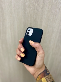 Prémium minőségű alap árkategóriás tok fekete színben iPhone 12 Mini