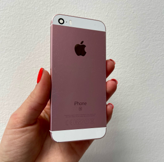 iPhone SE bontott ház rosegold színben