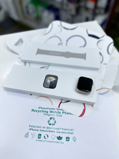 Aktiválatlan Apple Watch Series 9 45mm GPS+Cellular csillagfény alumíniumtok 