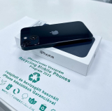 Használt Apple iPhone 13 Mini 128GB kártyafüggetlen mobiltelefon éjfekete színben