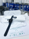 Használt Apple Watch Series 11 GPS 46mm fekete alumínium tok, fekete sportpánt 