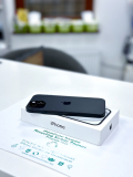 Használt Apple iPhone 15 128GB kártyafüggetlen mobiltelefon fekete színben IV.