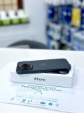 Használt Apple iPhone 15 Pro 128GB kártyafüggetlen mobiltelefon fekete titán színben