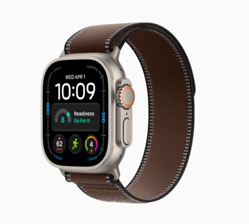 Apple Watch Ultra 4 GPS + Cellular, 49 mm-es natúr titántok, sötét umbra terep pánt