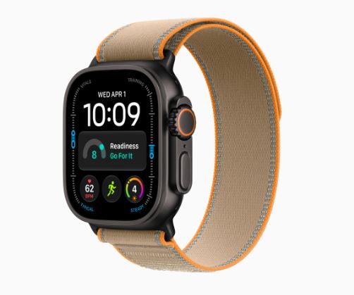 Apple Watch Ultra 4 GPS + Cellular, 49 mm-es fekete titántok, homokszín terep pánt